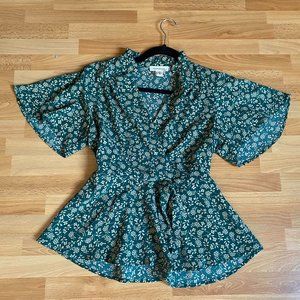 Peplum Blouse Spring Floral Green and Cream Monteau Top Size Small